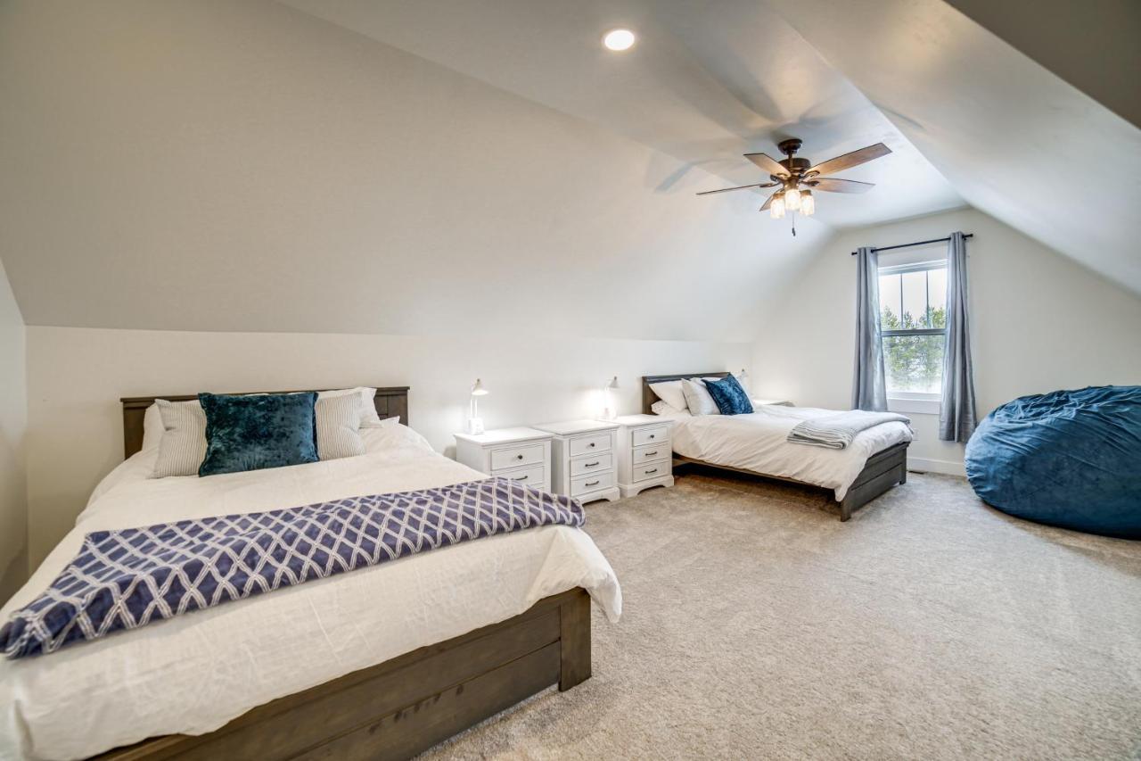 Teton Valley Getaway With Private Deck And Hot Tub! Ештон Екстер'єр фото