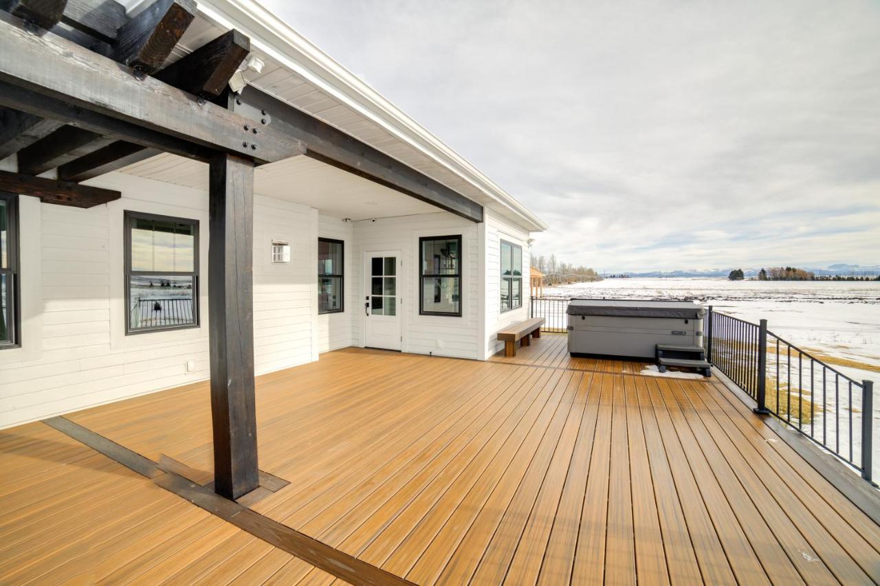 Teton Valley Getaway With Private Deck And Hot Tub! Ештон Екстер'єр фото